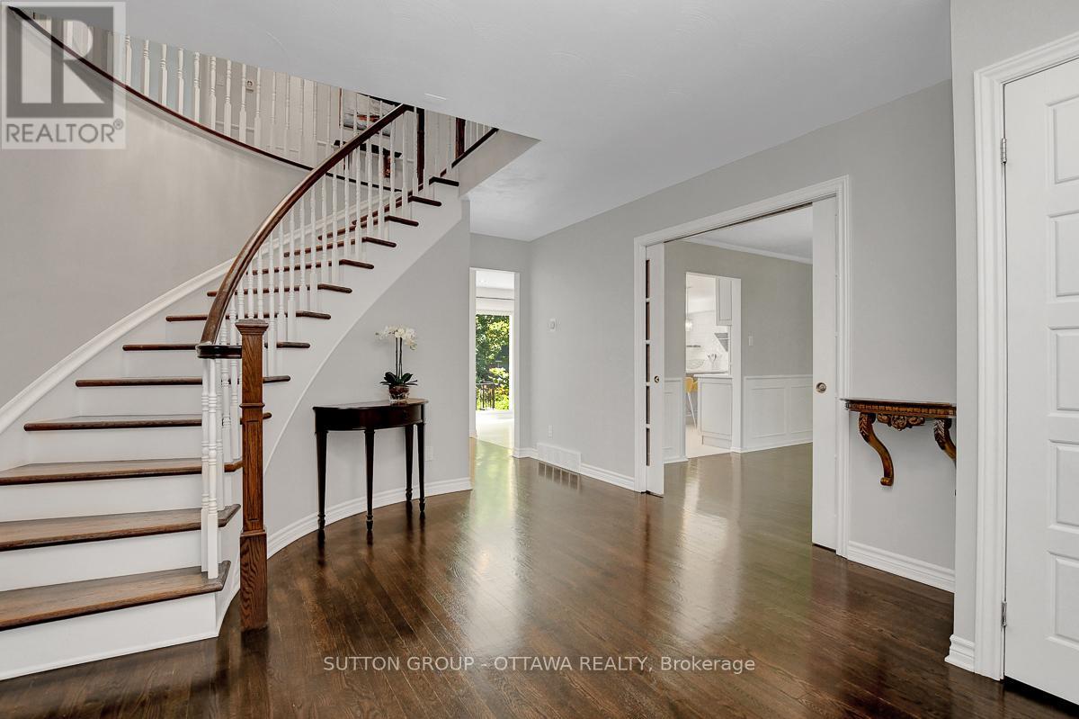 Property at 31 CHINOOK CRESCENT image 4