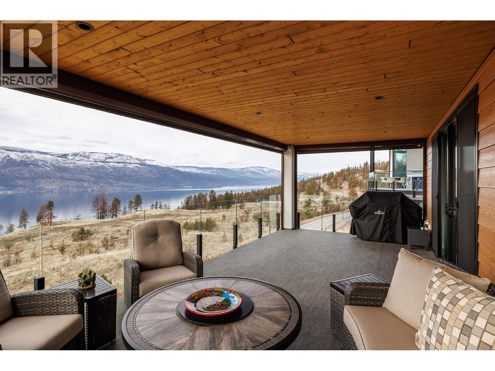 9814 Beacon Hill Crescent, Lake Country, British Columbia  V4V 0A9 - Photo 35 - 10348188