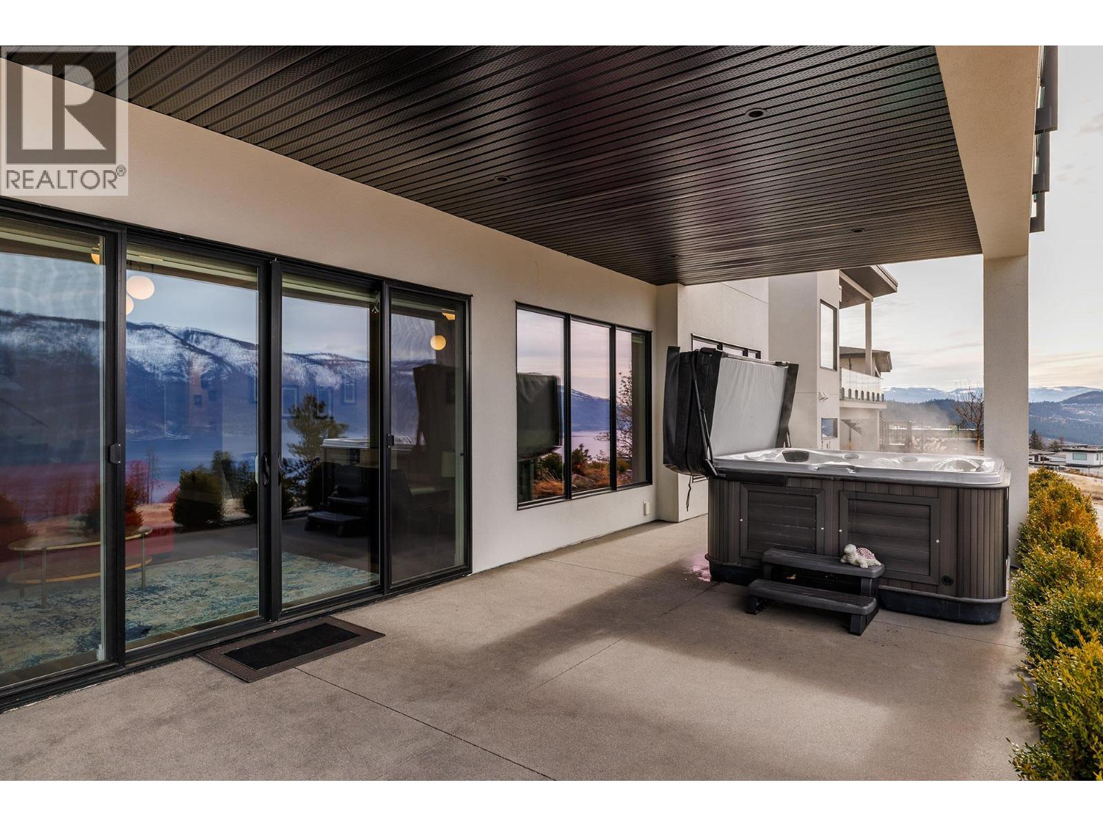 9814 Beacon Hill Crescent, Lake Country, British Columbia  V4V 0A9 - Photo 41 - 10348188