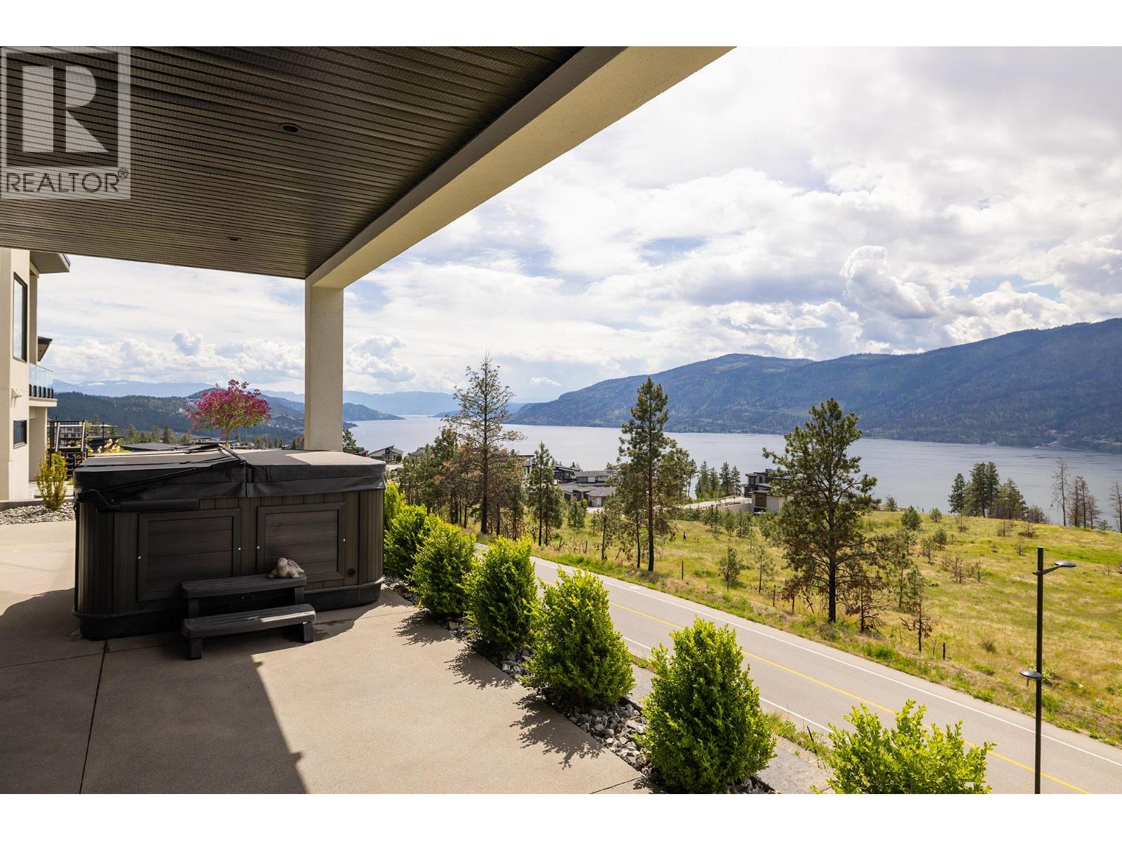 9814 Beacon Hill Crescent, Lake Country, British Columbia  V4V 0A9 - Photo 36 - 10348188