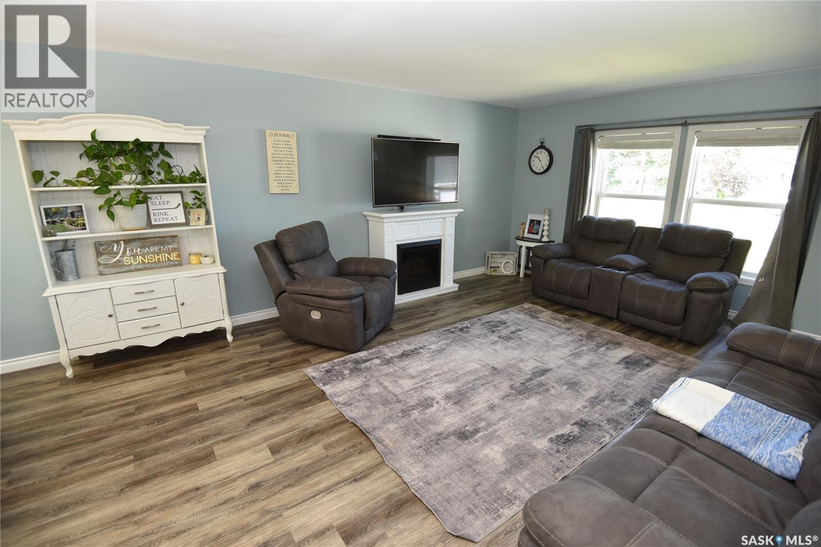 113 6th Street E, Nipawin, Saskatchewan  S0E 1E0 - Photo 7 - SK011628
