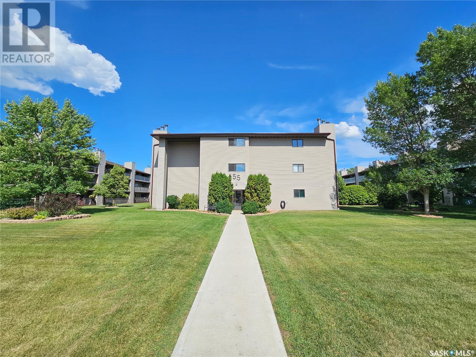 204 55 Wood lily DRIVE, moose jaw, Saskatchewan