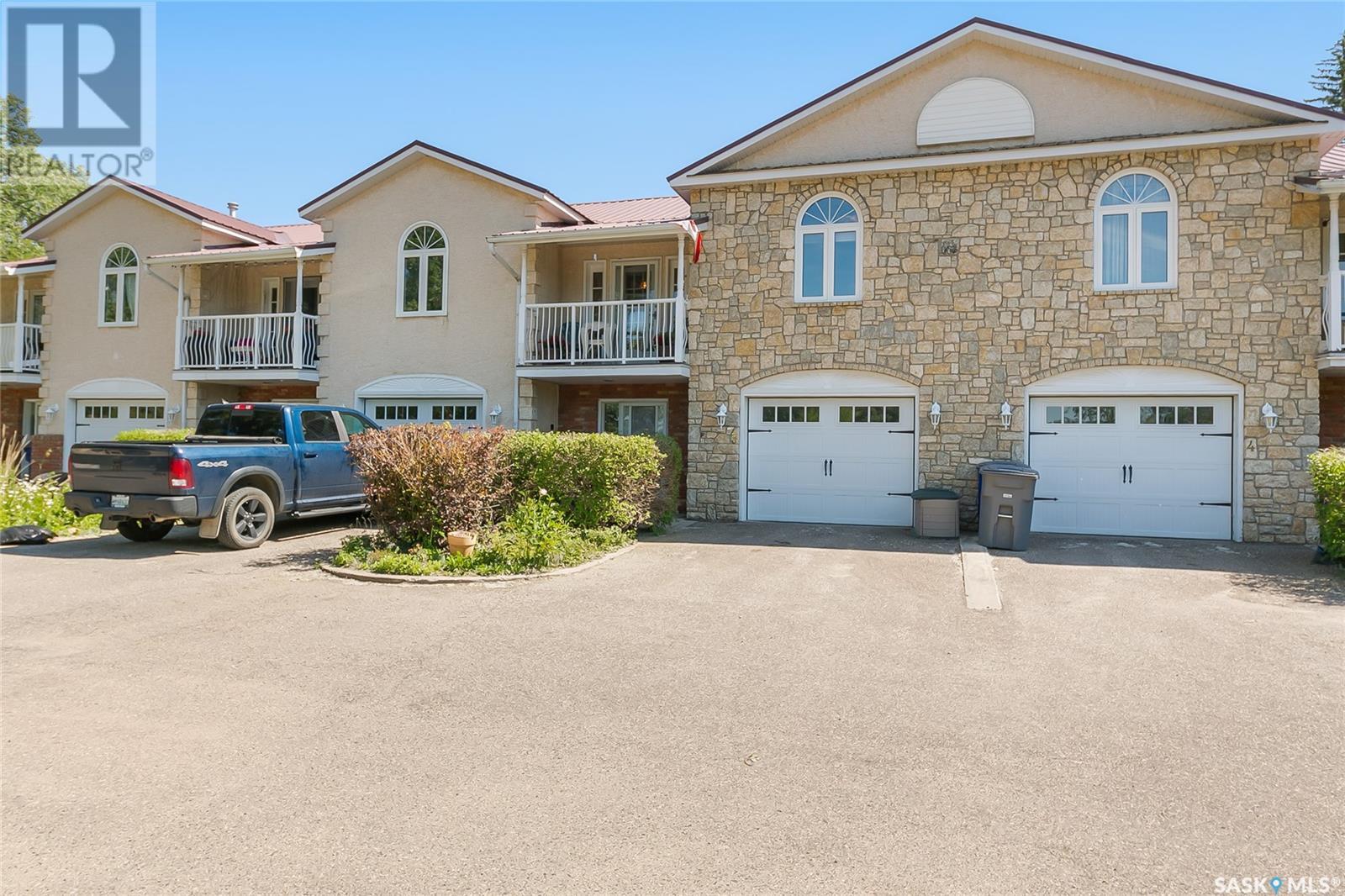 3 100 James STREET S, lumsden, Saskatchewan