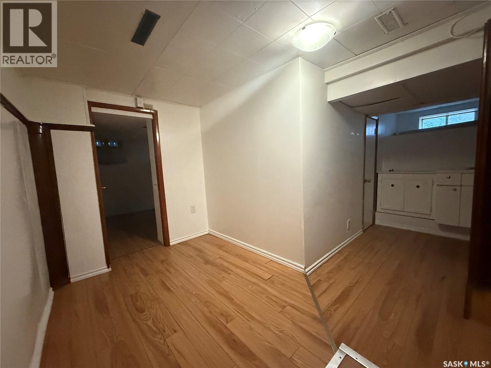 133 M Avenue S, Saskatoon, Saskatchewan  S7M 2K1 - Photo 18 - SK011532