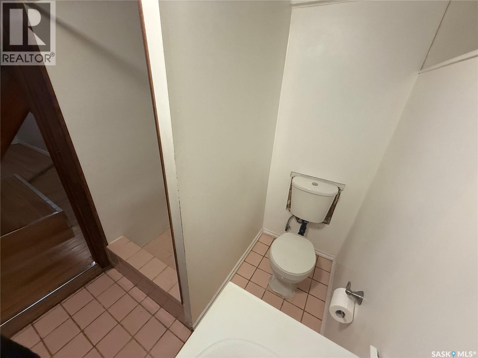 133 M Avenue S, Saskatoon, Saskatchewan  S7M 2K1 - Photo 21 - SK011532
