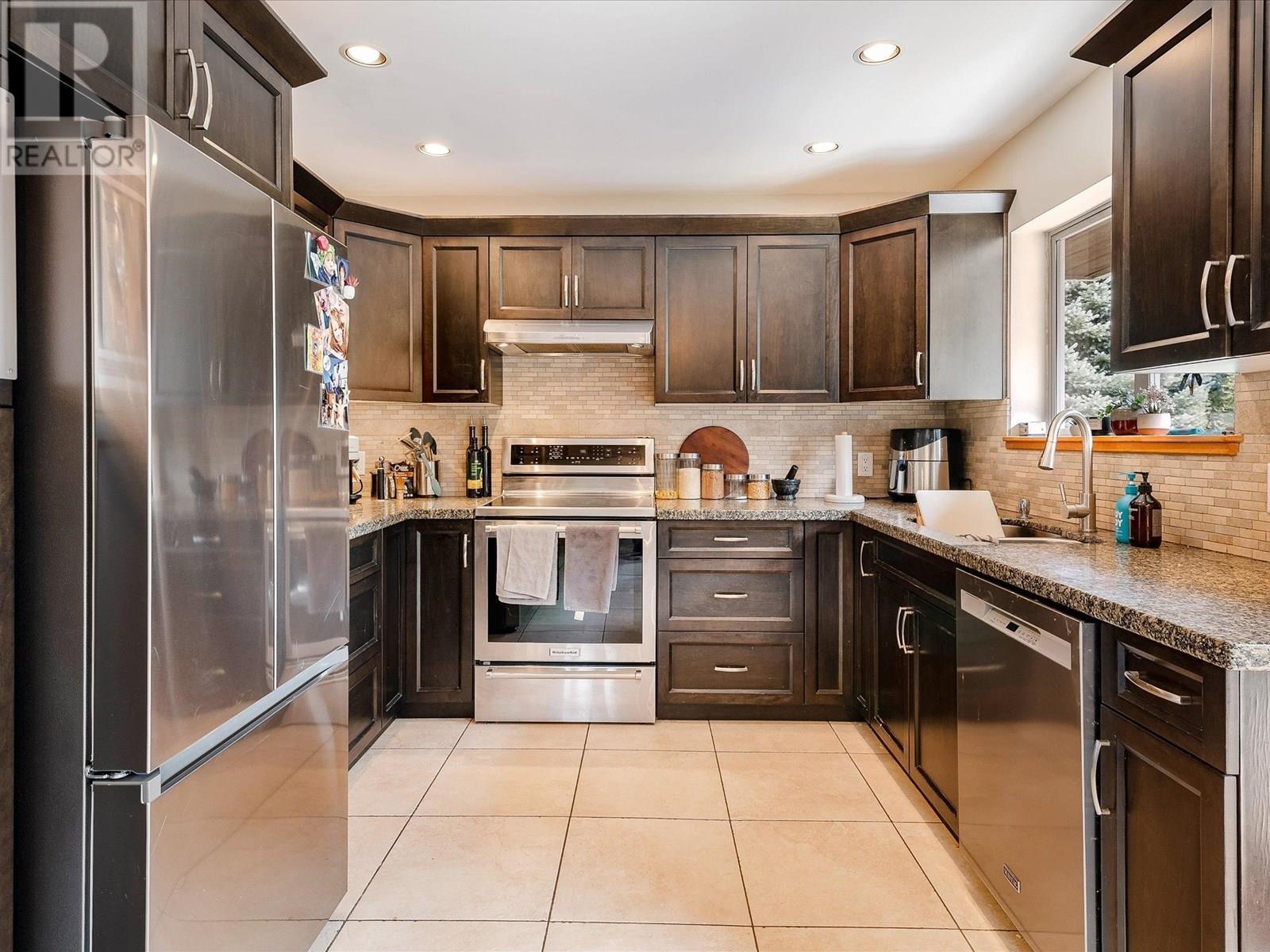 6436 Toad Hollow, Whistler, British Columbia  V8E 0C5 - Photo 9 - R2989960
