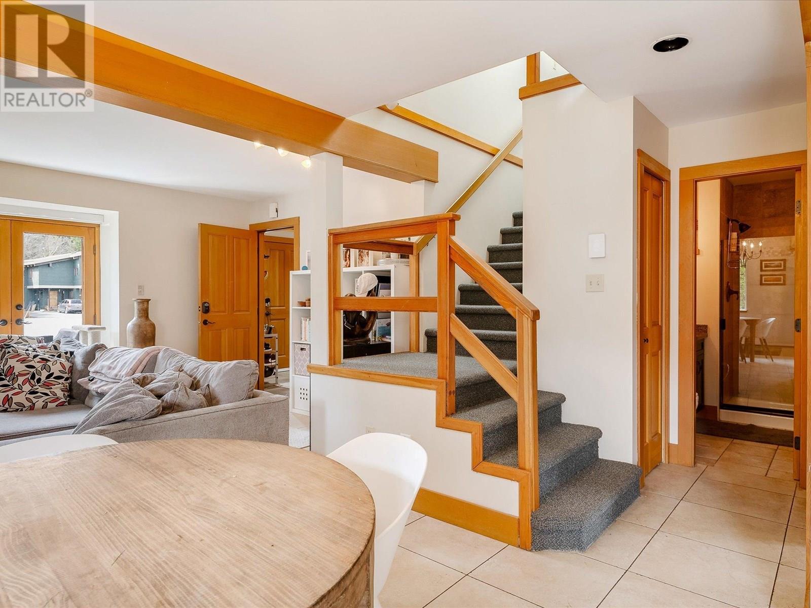 6436 Toad Hollow, Whistler, British Columbia  V8E 0C5 - Photo 10 - R2989960