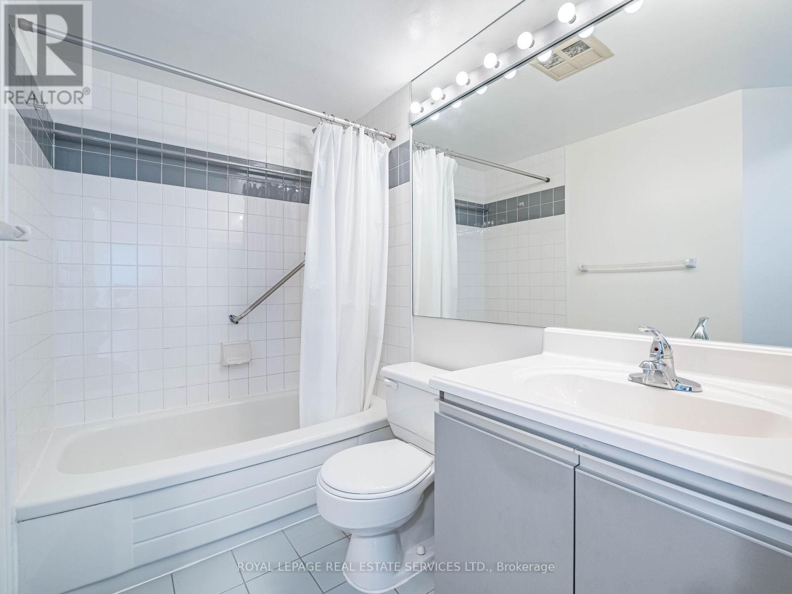 908 - 12 Laurelcrest Street, Brampton, Ontario  L6S 5Y4 - Photo 25 - W12259417