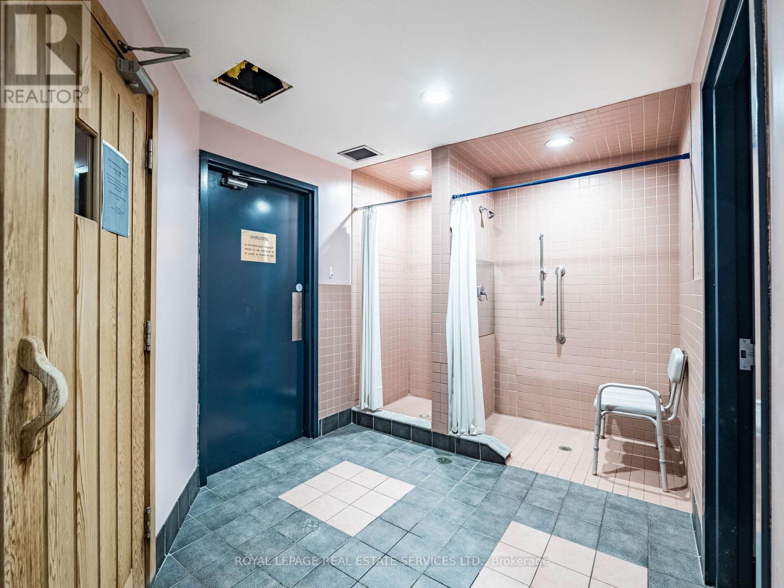 908 - 12 Laurelcrest Street, Brampton, Ontario  L6S 5Y4 - Photo 34 - W12259417