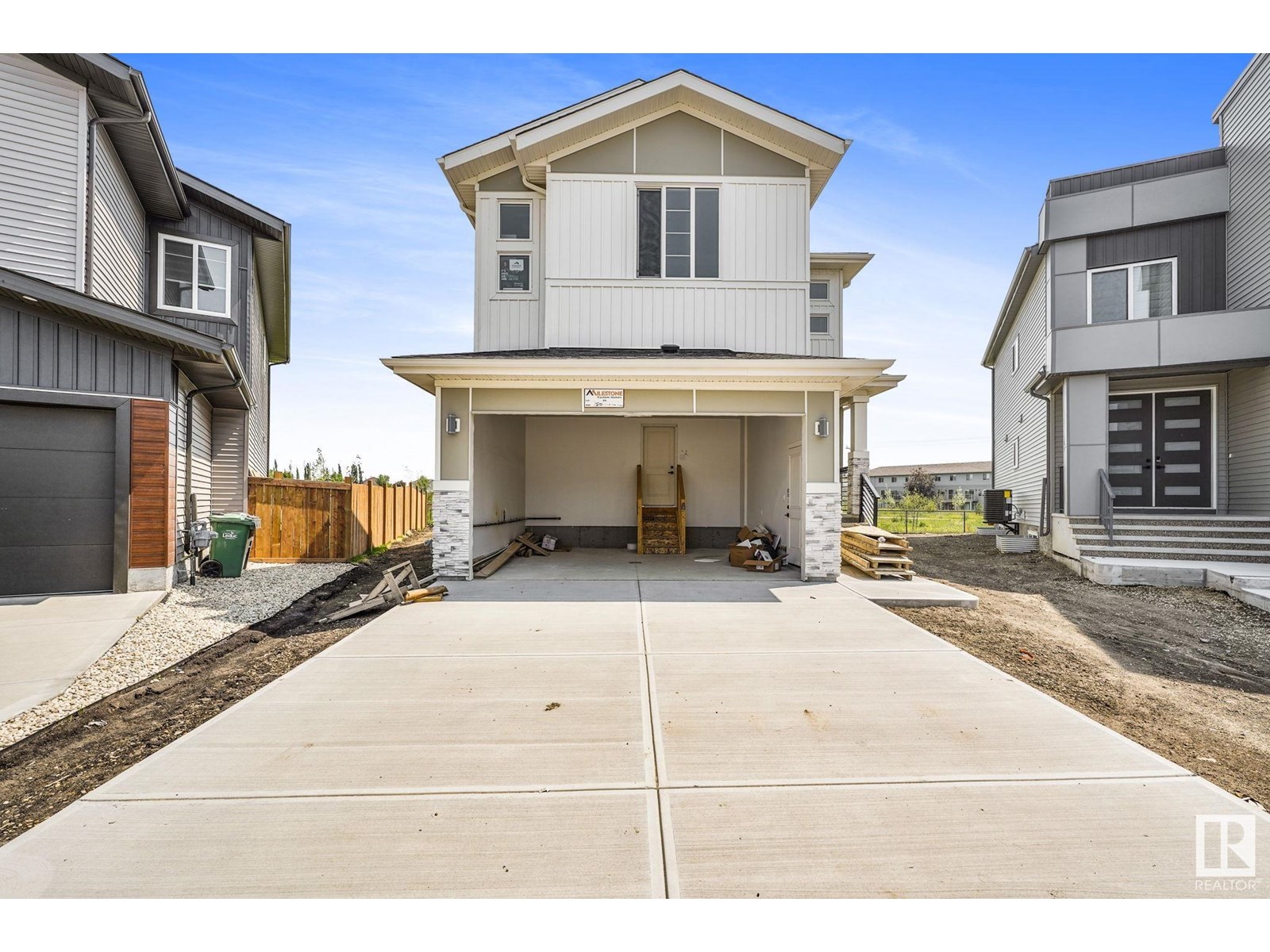 150 Creekside Lane Ln, Leduc, Alberta  T9E 1T1 - Photo 2 - E4446002