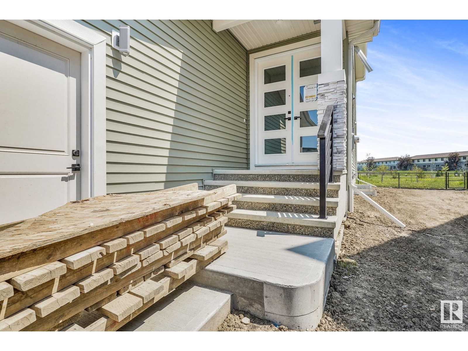 150 Creekside Lane Ln, Leduc, Alberta  T9E 1T1 - Photo 4 - E4446002