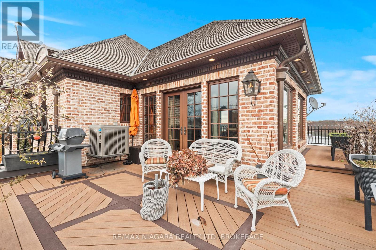 358c Martindale Road, St. Catharines, Ontario  L2R 6P9 - Photo 45 - X12264349