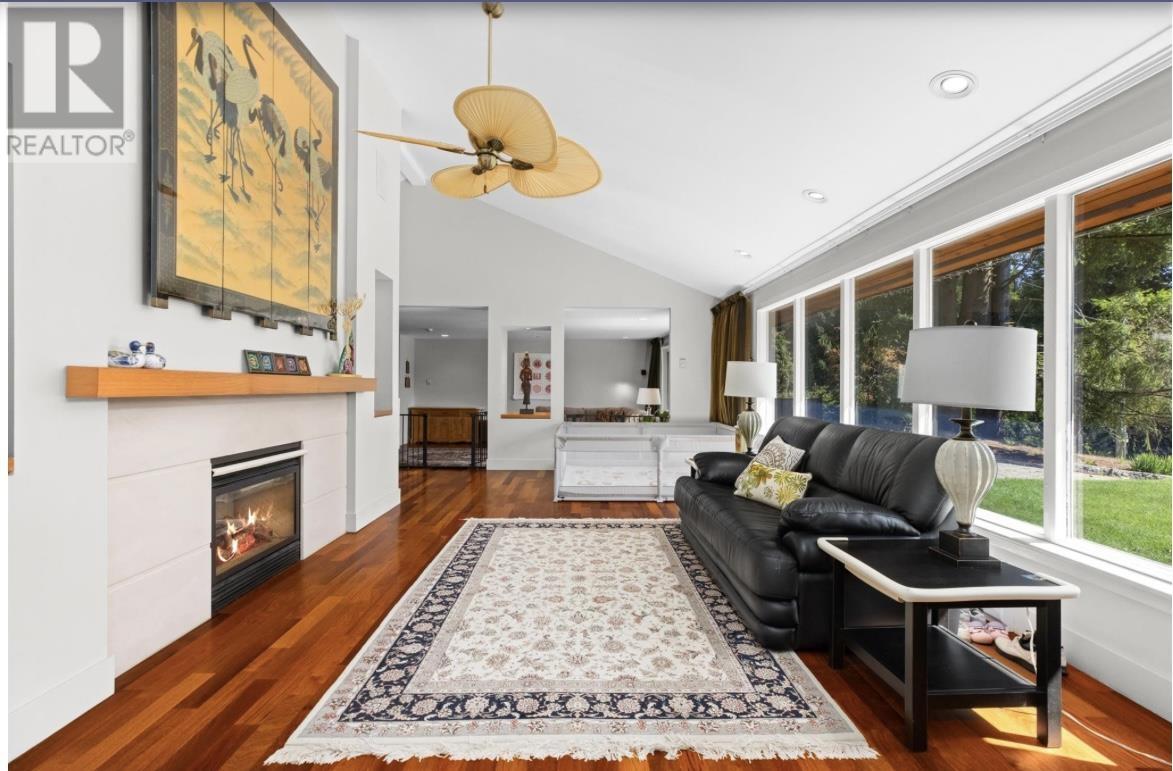 Property at 81 MORVEN DRIVE image 5