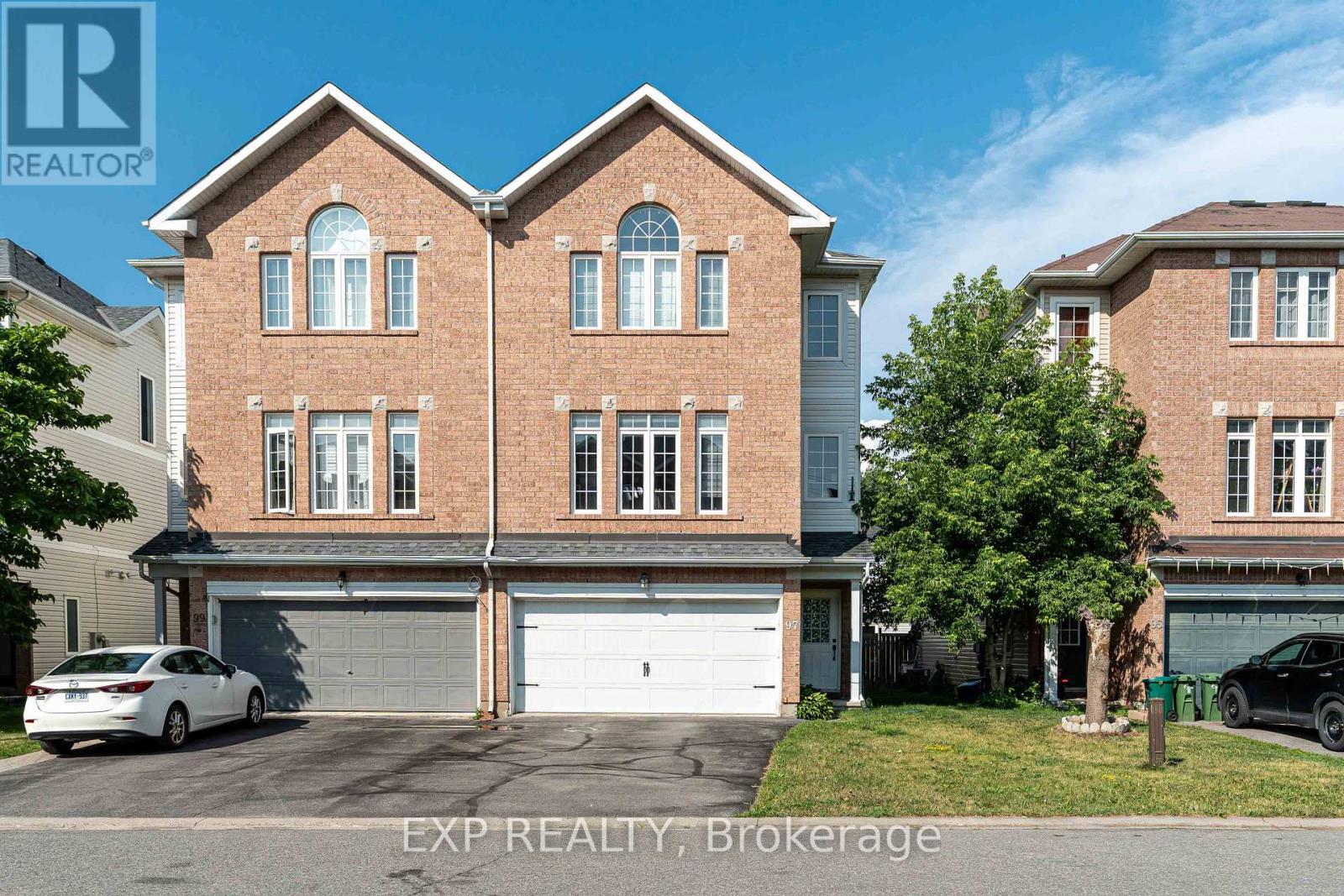 Property at 97 CASTLE GLEN CRESCENT image 1