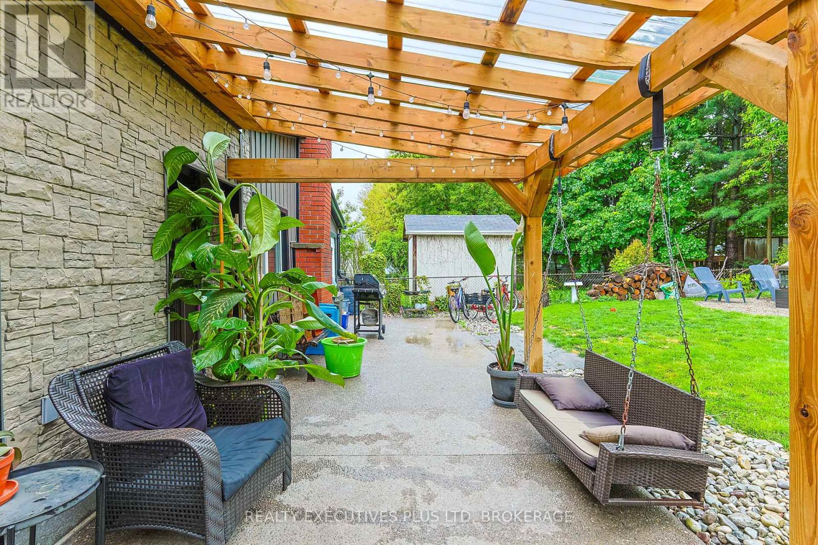 6435 Taylor Street, Niagara Falls, Ontario  L2G 2E9 - Photo 11 - X12264389