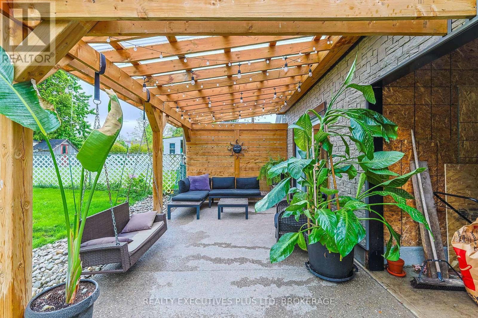 6435 Taylor Street, Niagara Falls, Ontario  L2G 2E9 - Photo 14 - X12264389
