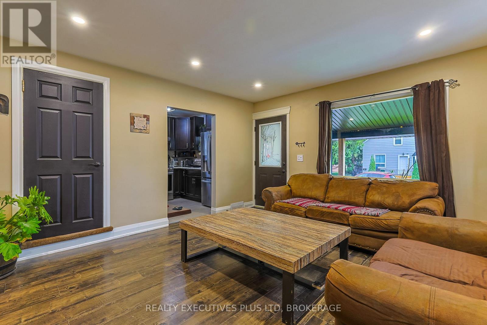 6435 Taylor Street, Niagara Falls, Ontario  L2G 2E9 - Photo 19 - X12264389