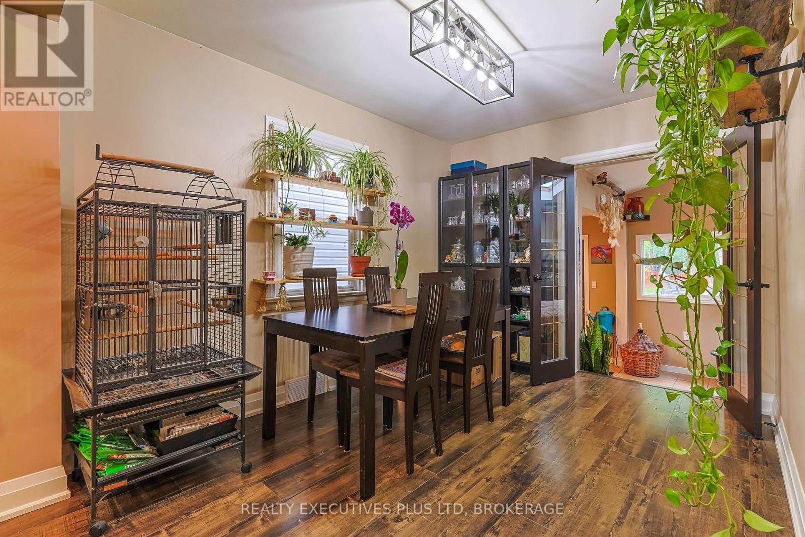 6435 Taylor Street, Niagara Falls, Ontario  L2G 2E9 - Photo 24 - X12264389