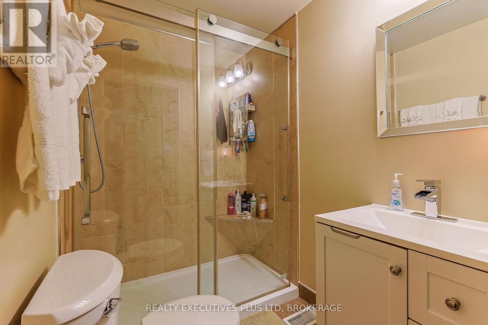 6435 Taylor Street, Niagara Falls, Ontario  L2G 2E9 - Photo 33 - X12264389