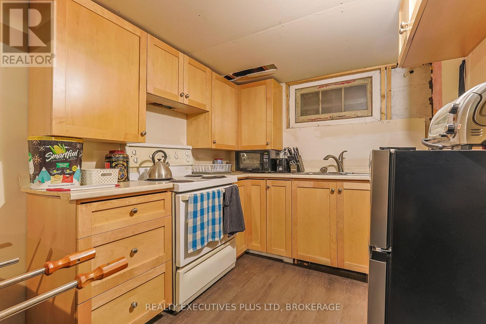 6435 Taylor Street, Niagara Falls, Ontario  L2G 2E9 - Photo 37 - X12264389