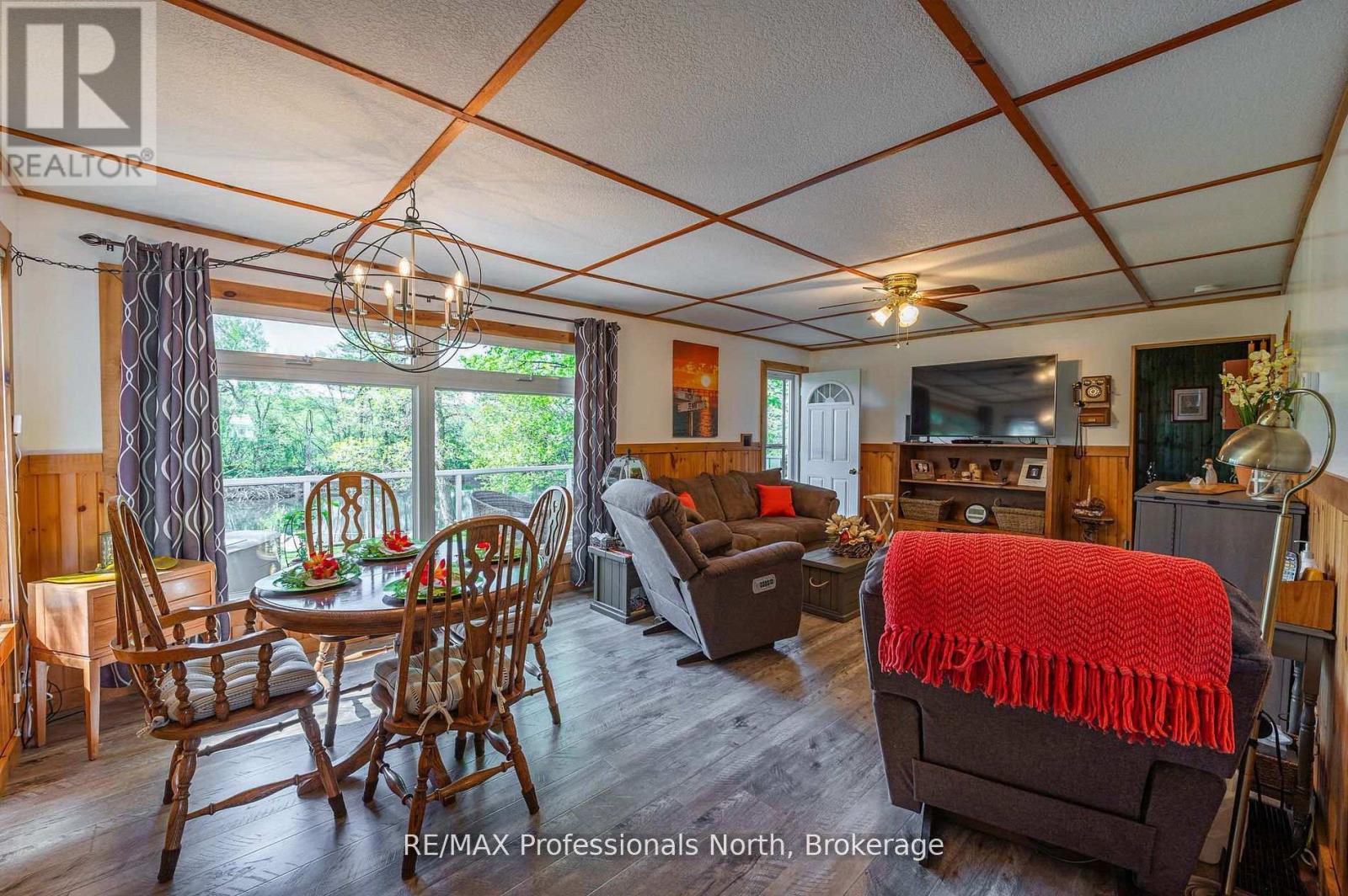 1027 Current Trail, Minden Hills, Ontario  K0M 2K0 - Photo 15 - X12264446