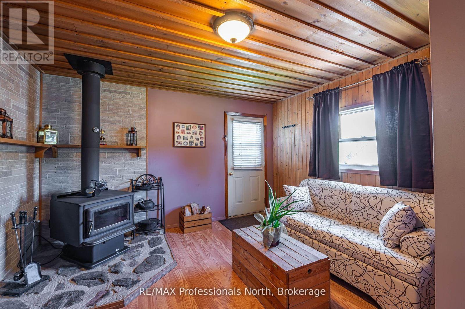 1027 Current Trail, Minden Hills, Ontario  K0M 2K0 - Photo 18 - X12264446