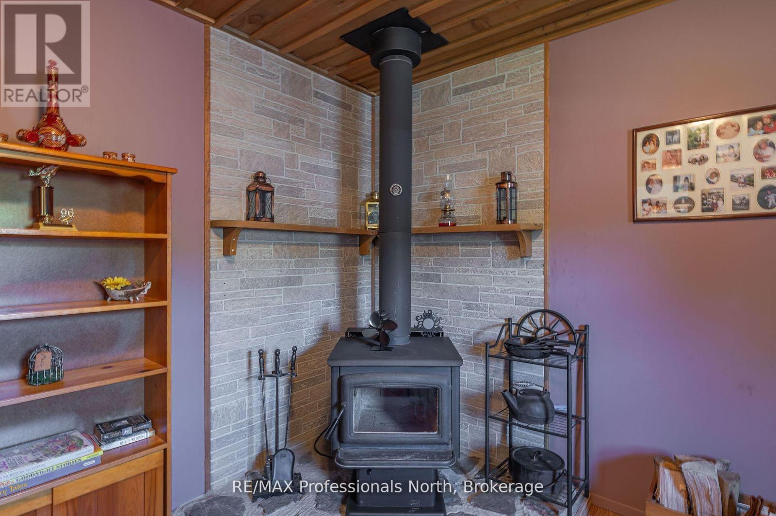 1027 Current Trail, Minden Hills, Ontario  K0M 2K0 - Photo 19 - X12264446