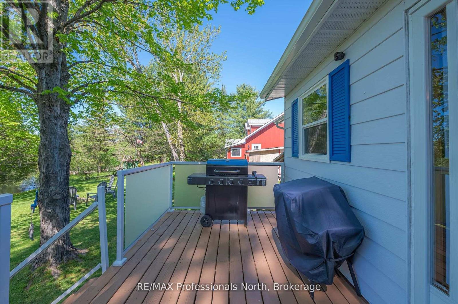 1027 Current Trail, Minden Hills, Ontario  K0M 2K0 - Photo 8 - X12264446