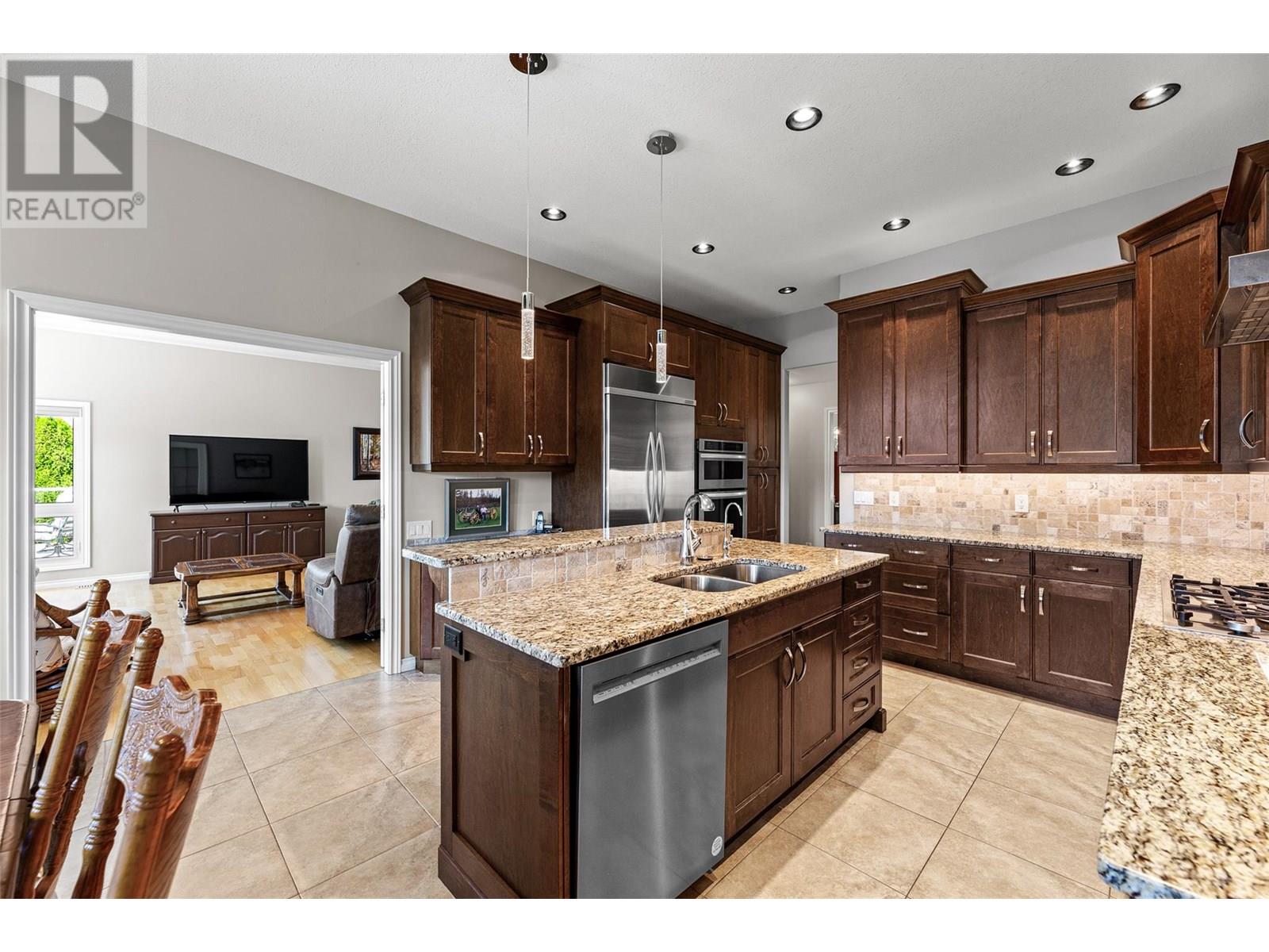 2217 Breckenridge Court, Kelowna, British Columbia  V1V 1W2 - Photo 18 - 10354884