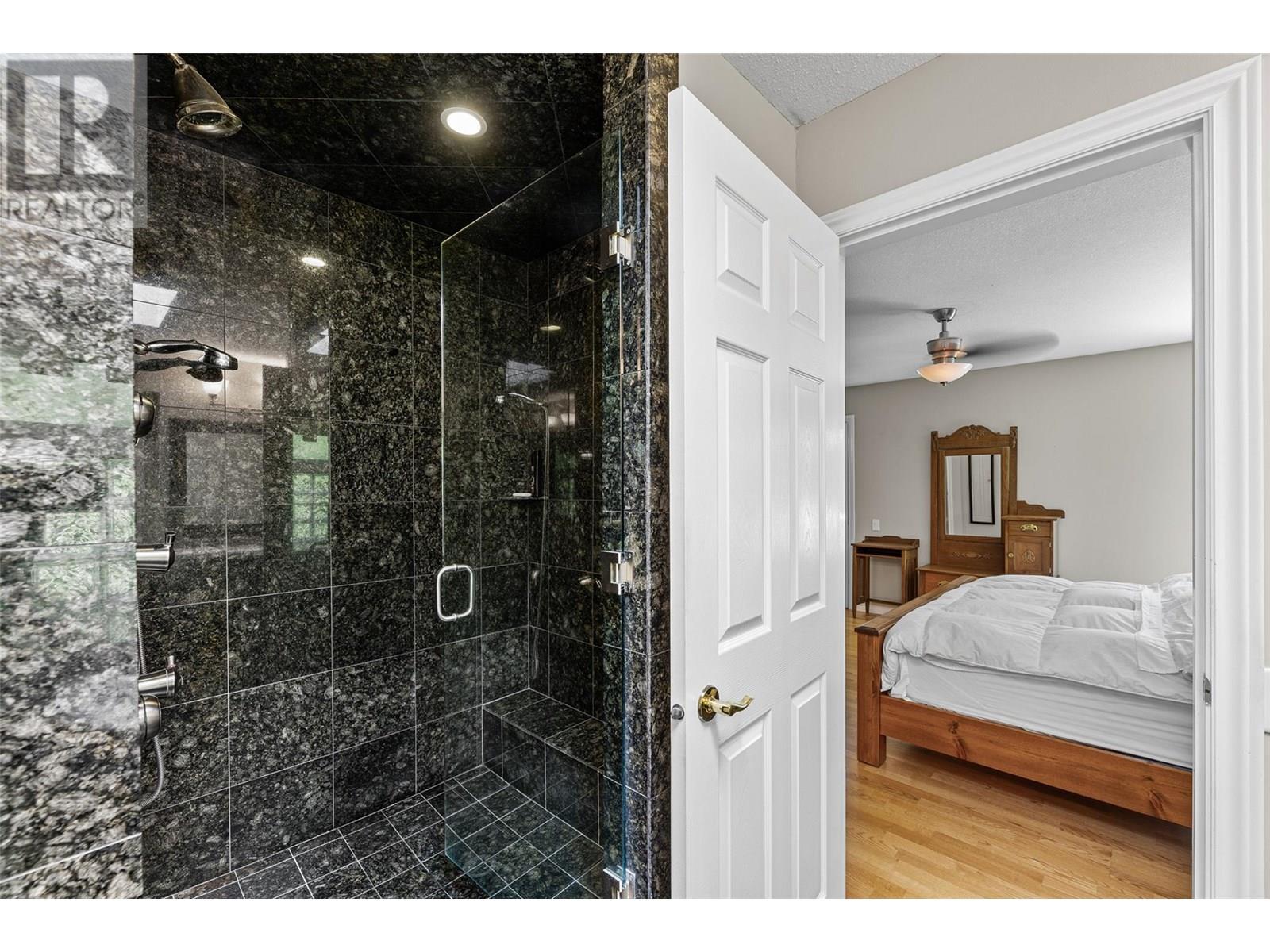2217 Breckenridge Court, Kelowna, British Columbia  V1V 1W2 - Photo 30 - 10354884