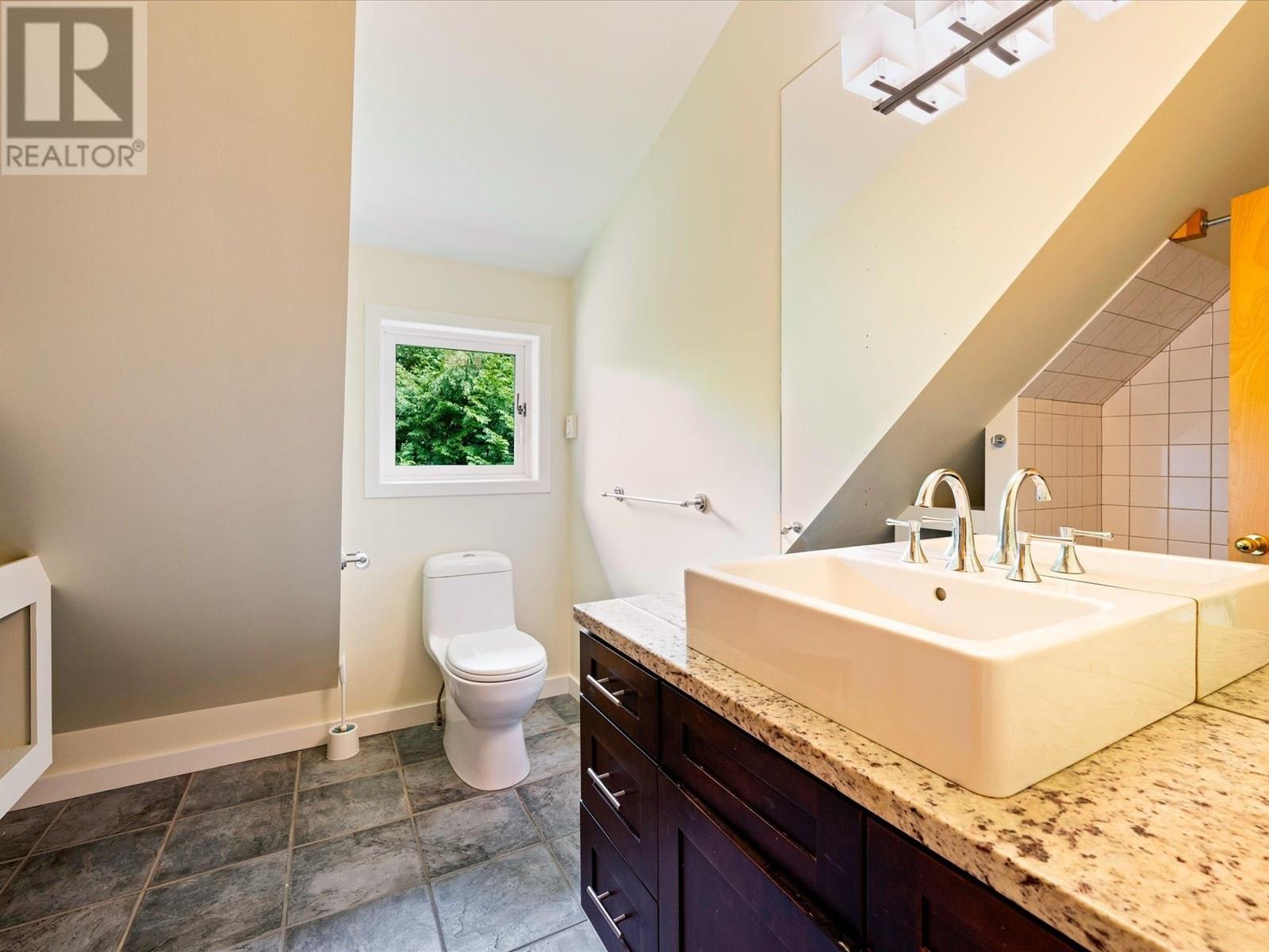 6400 Easy Street, Whistler, British Columbia  V8E 0C5 - Photo 25 - R3023308