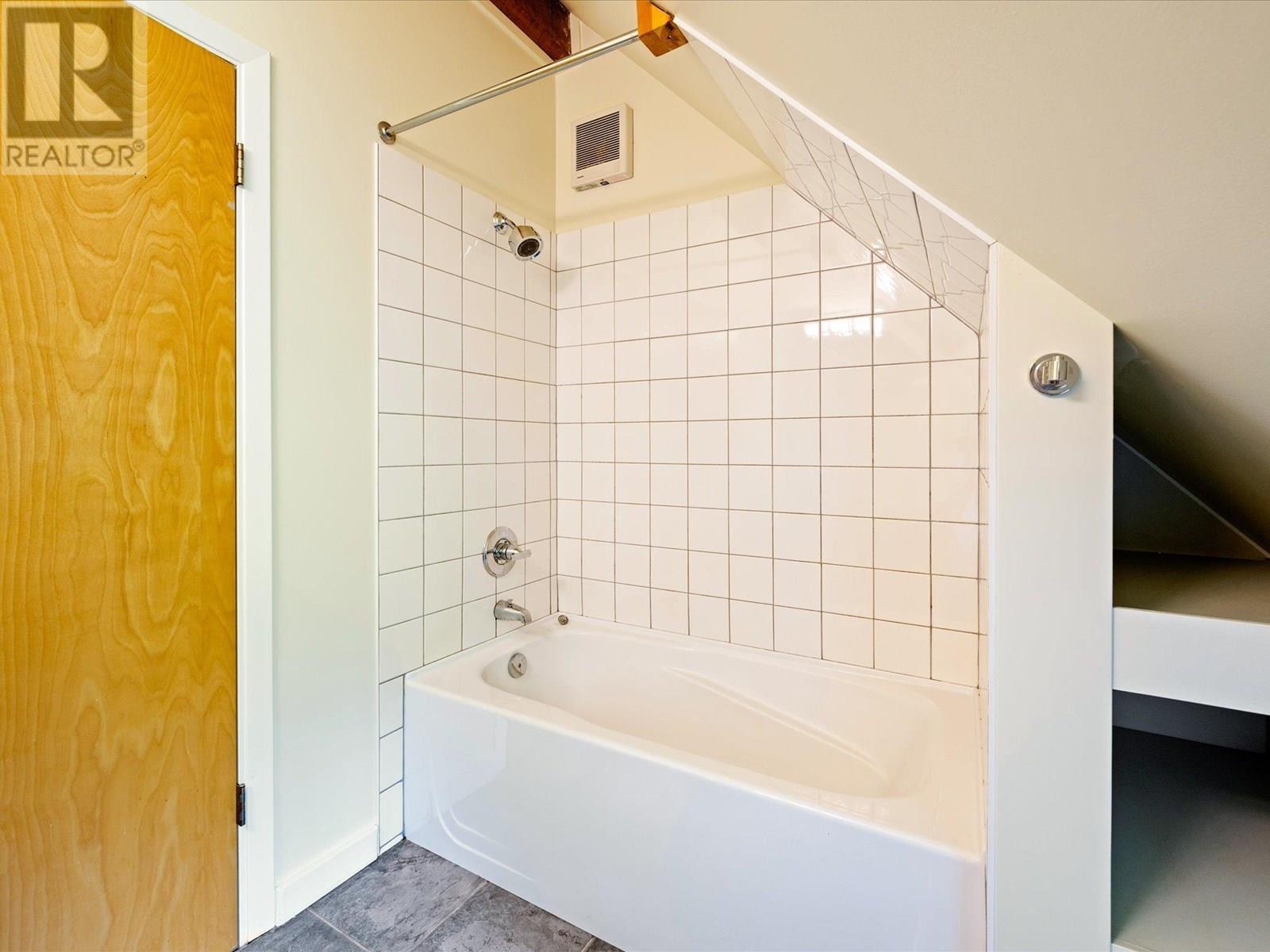 6400 Easy Street, Whistler, British Columbia  V8E 0C5 - Photo 27 - R3023308