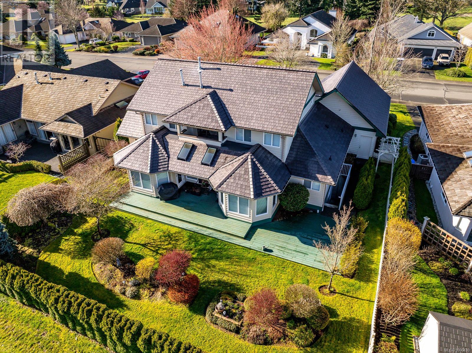 2996 Royal Vista Way, Courtenay, British Columbia