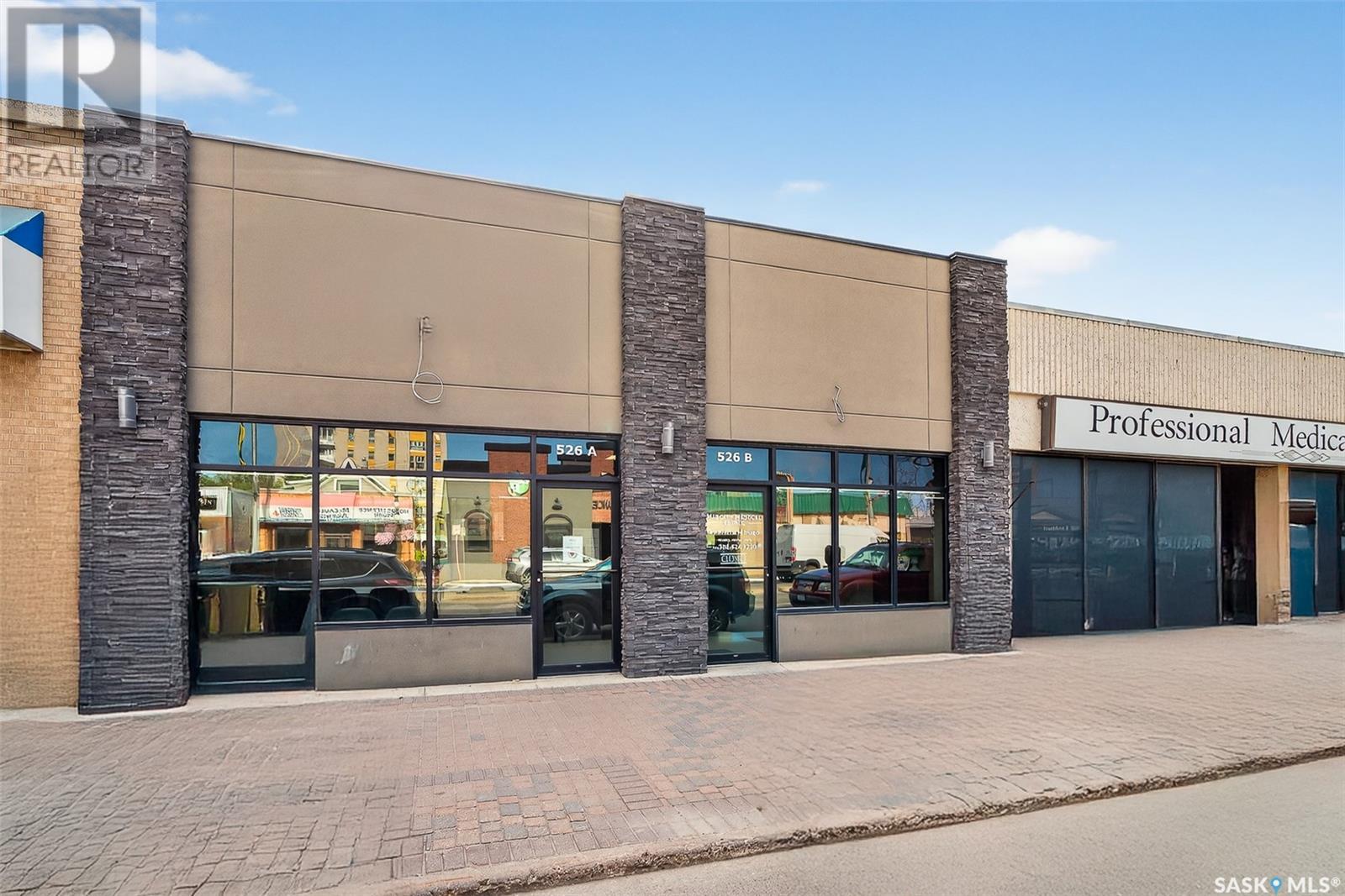 526 Main Street N, Moose Jaw, Saskatchewan  S6H 3K3 - Photo 2 - SK011650