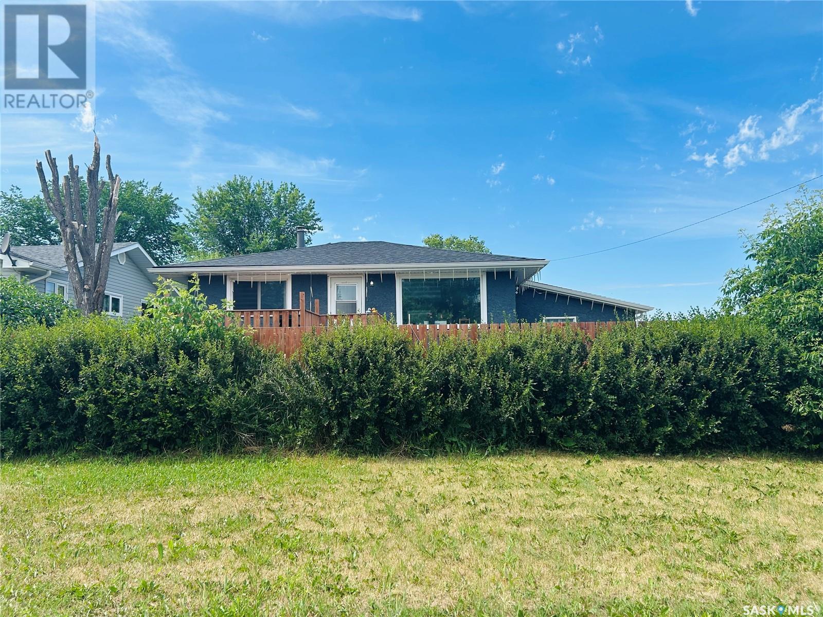 604 McNaughton STREET, moosomin, Saskatchewan