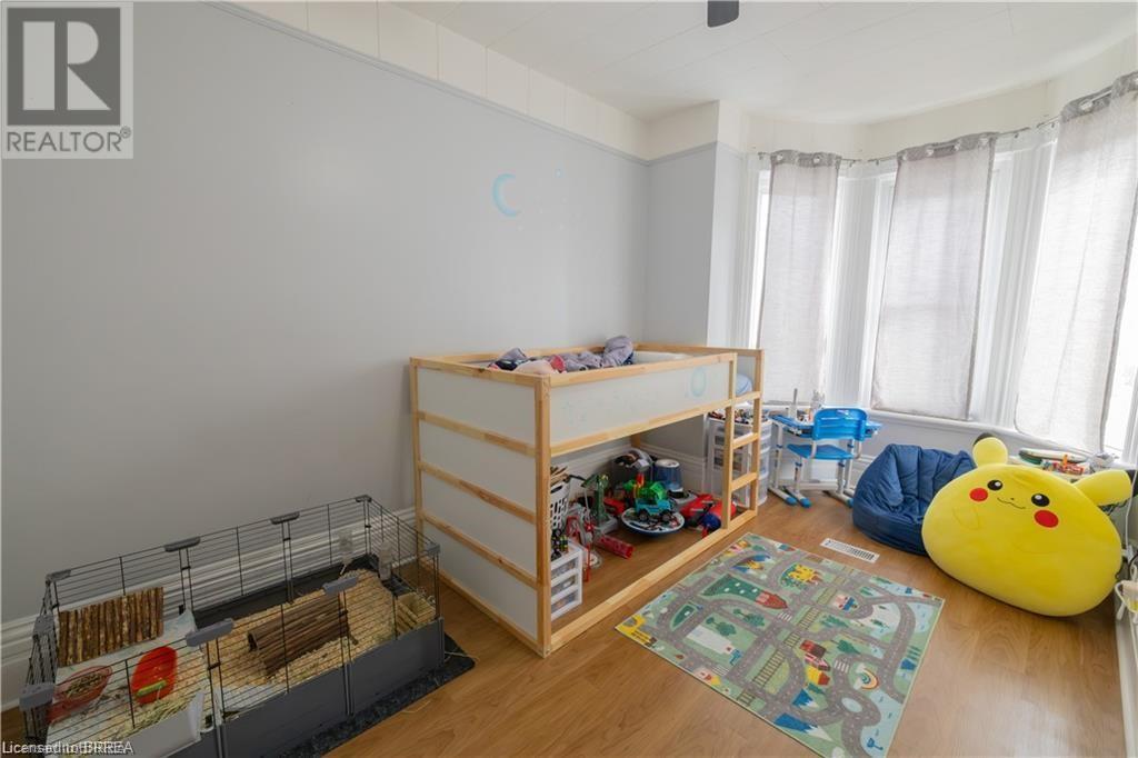Property at 66 EAGLE Avenue image 4