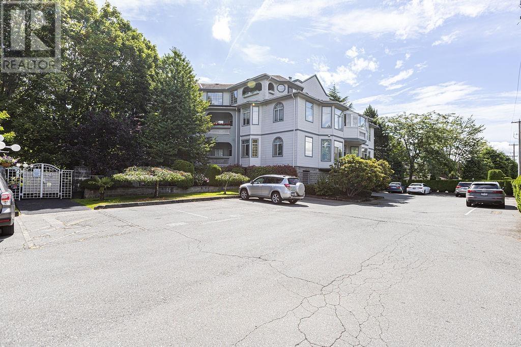 104 7680 Minoru Boulevard, Richmond, British Columbia  V6Y 1Z5 - Photo 2 - R3022261