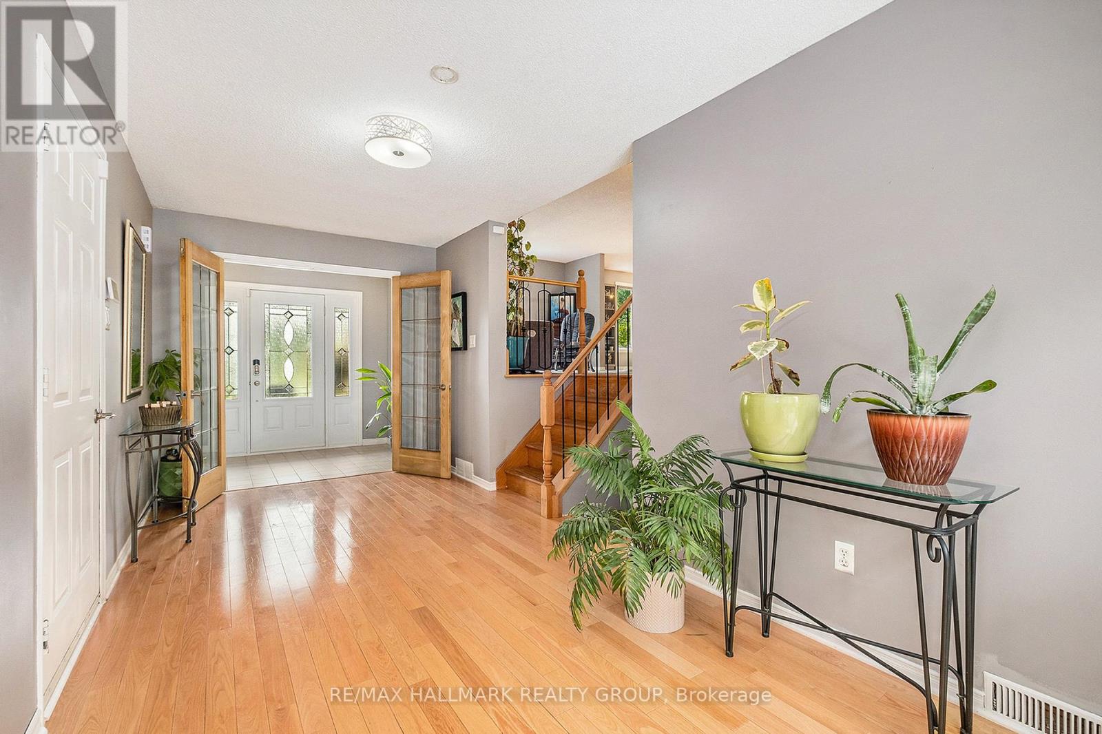 Property at 65 BEAVER LANE image 4