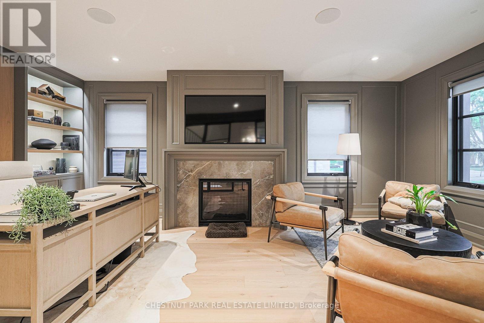 142 Buckingham Avenue, Toronto, Ontario  M4N 1R6 - Photo 18 - C12264499