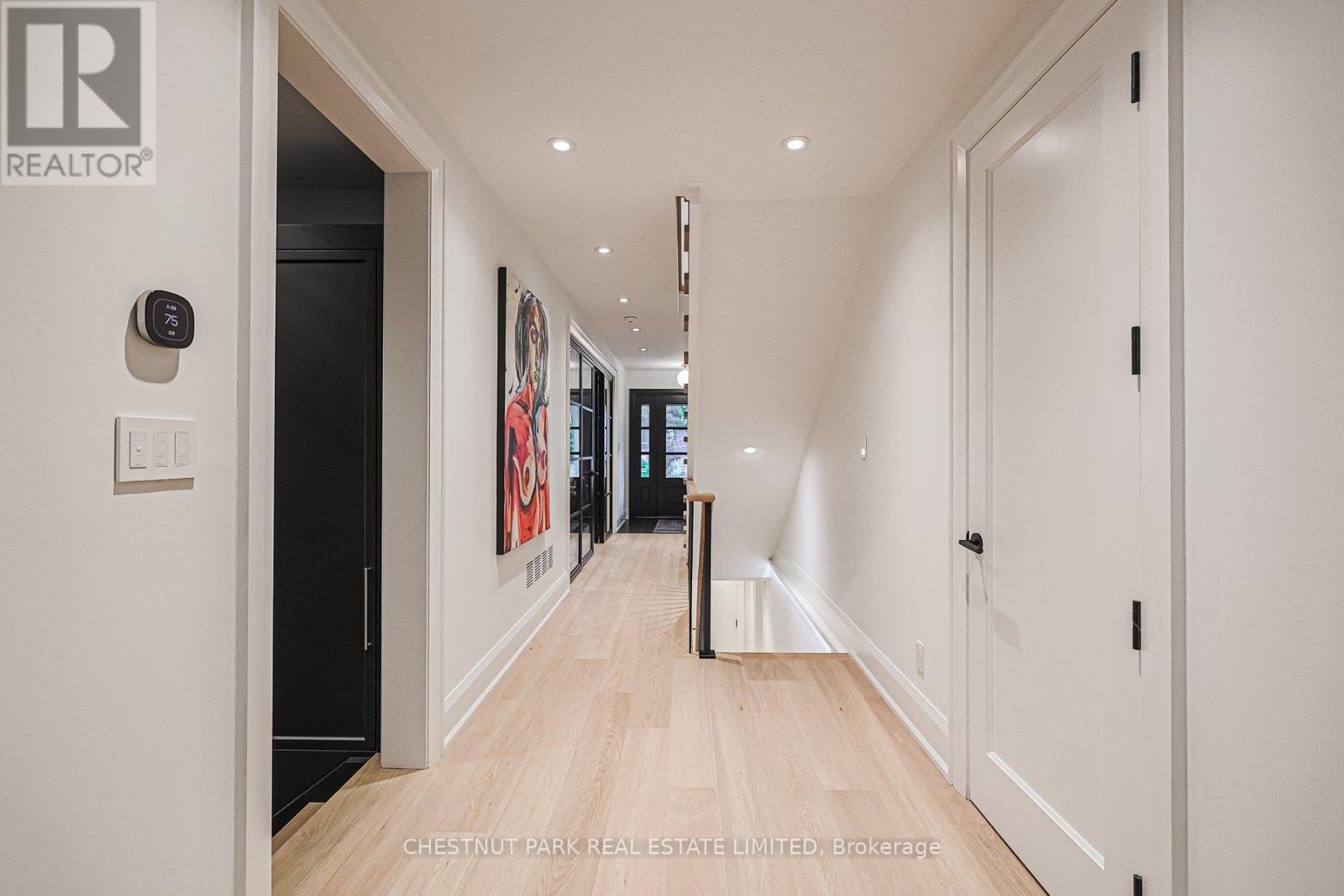 142 Buckingham Avenue, Toronto, Ontario  M4N 1R6 - Photo 24 - C12264499