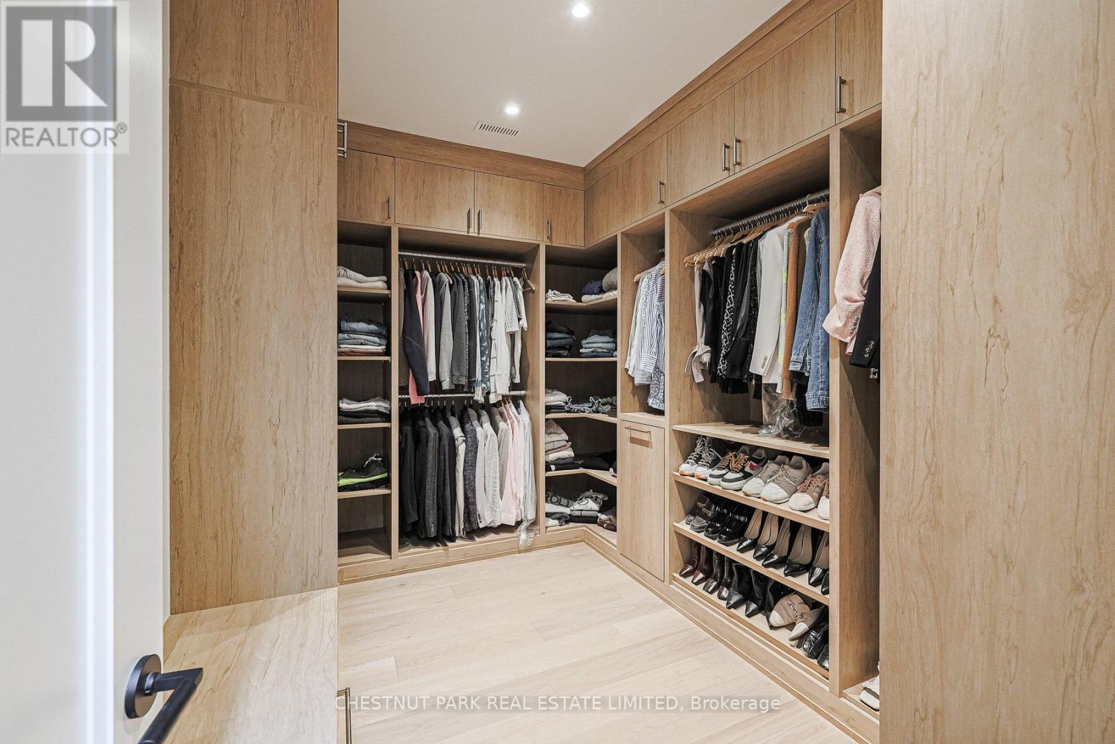 142 Buckingham Avenue, Toronto, Ontario  M4N 1R6 - Photo 33 - C12264499