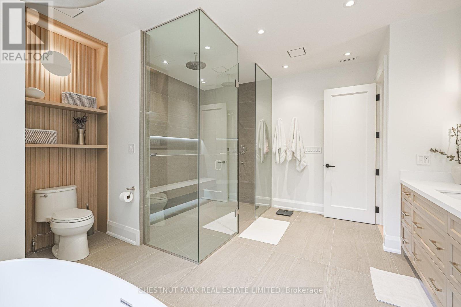 142 Buckingham Avenue, Toronto, Ontario  M4N 1R6 - Photo 35 - C12264499