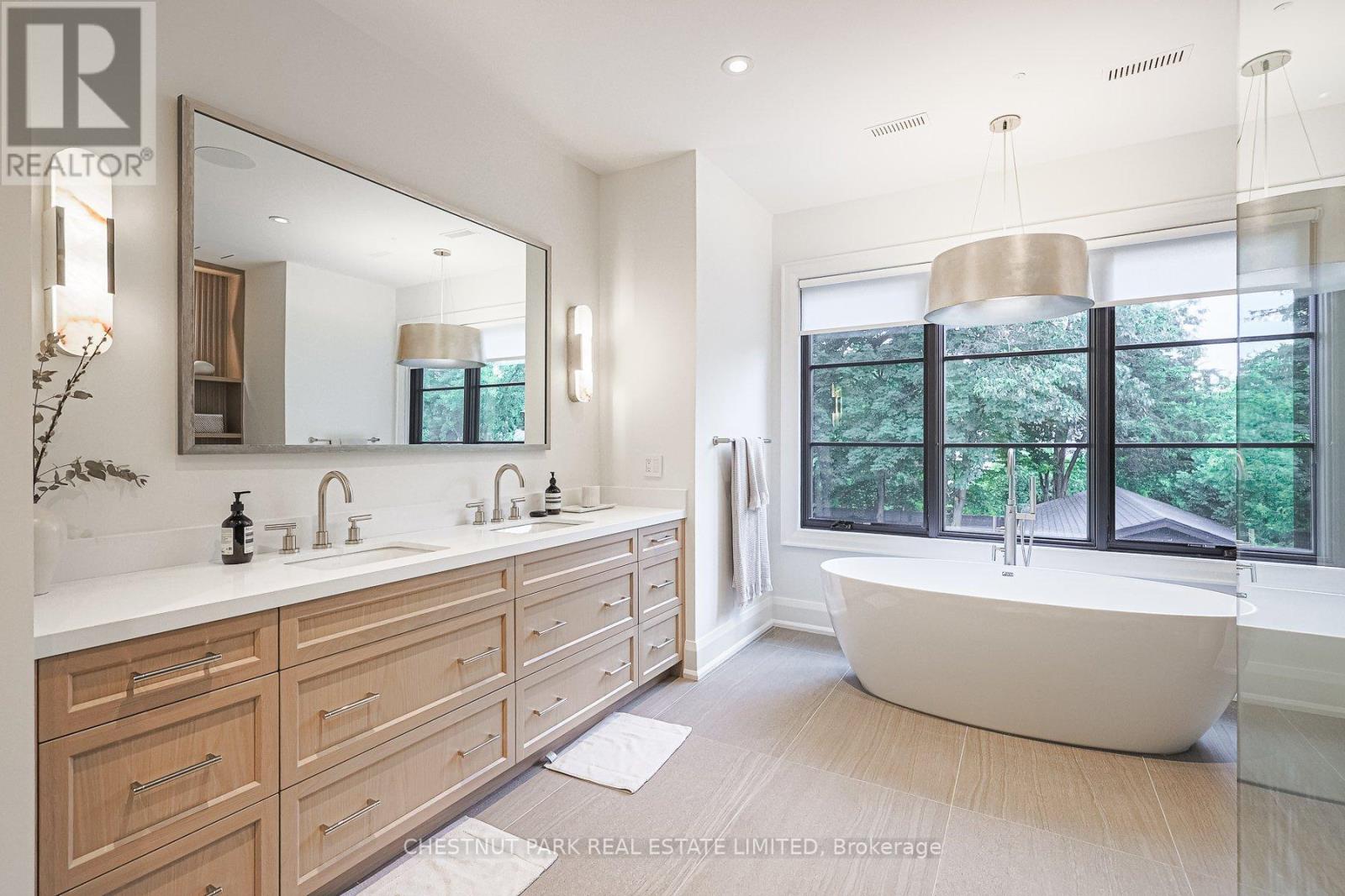 142 Buckingham Avenue, Toronto, Ontario  M4N 1R6 - Photo 36 - C12264499