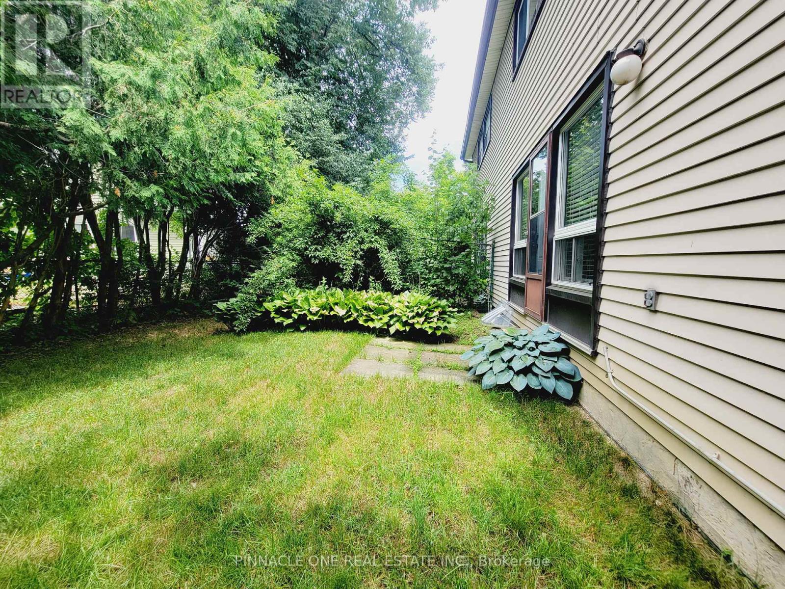 61 Applegate Crescent, Toronto, Ontario  M2H 2R5 - Photo 44 - C12264539