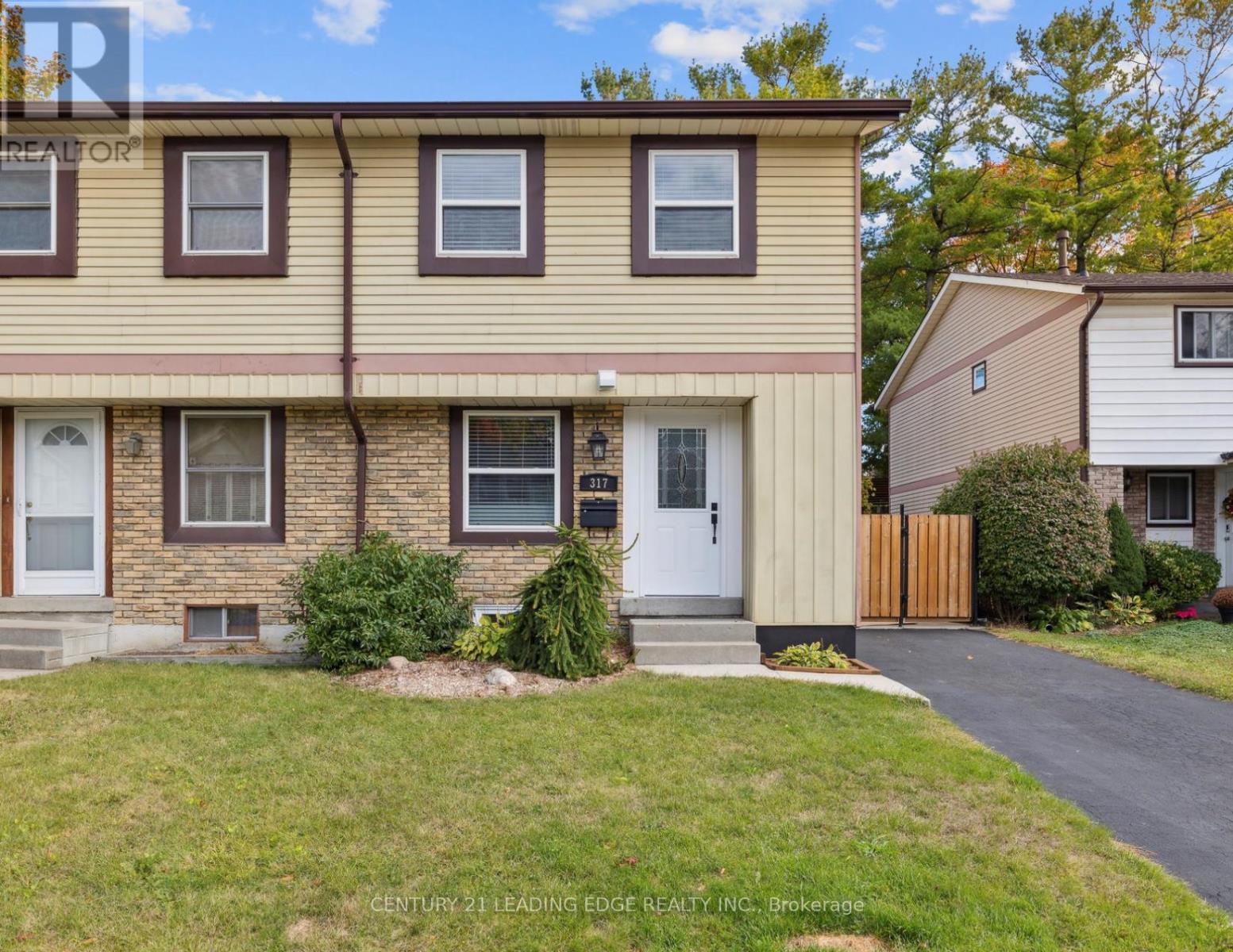 317 Homestead Drive, Oshawa, Ontario  L1J 6V2 - Photo 1 - E12264502