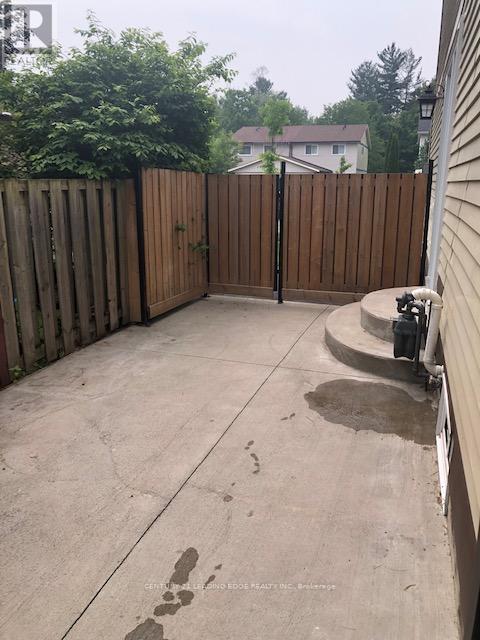 317 Homestead Drive, Oshawa, Ontario  L1J 6V2 - Photo 3 - E12264502