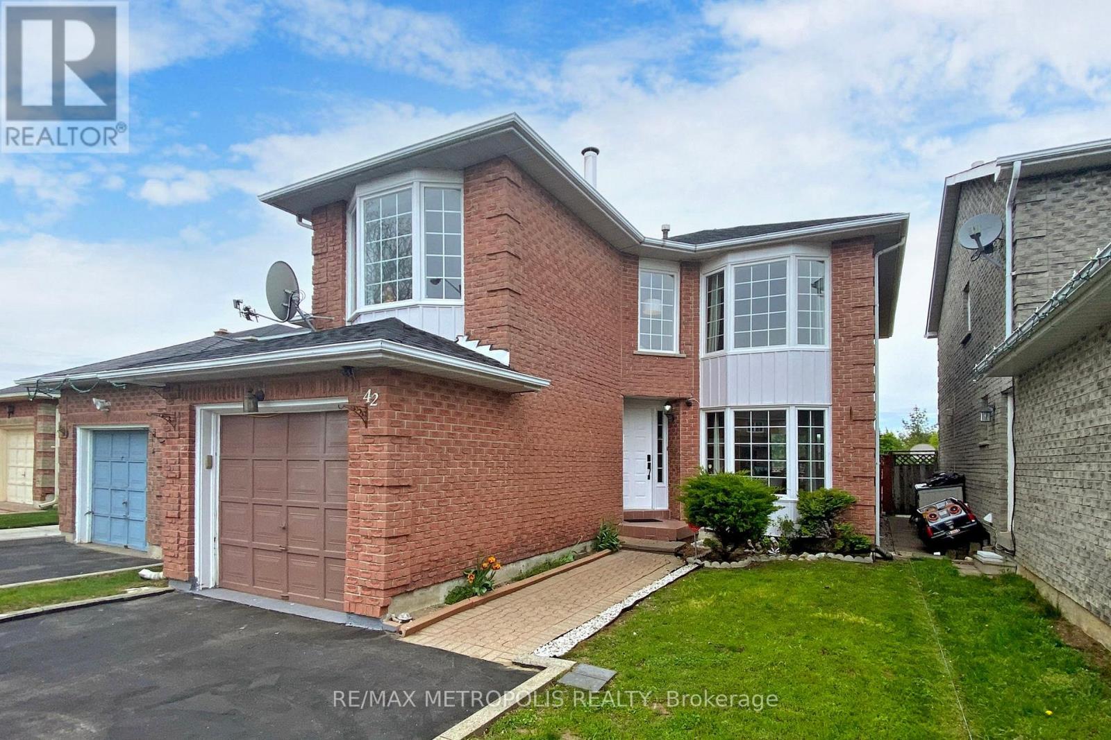Upper - 42 Grantown Avenue, Toronto, Ontario  M1C 3R9 - Photo 2 - E12264521