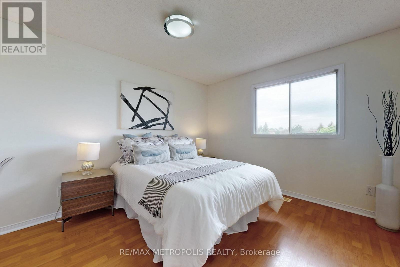 Upper - 42 Grantown Avenue, Toronto, Ontario  M1C 3R9 - Photo 24 - E12264521