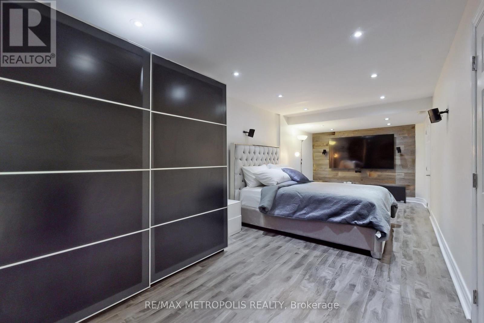 Upper - 42 Grantown Avenue, Toronto, Ontario  M1C 3R9 - Photo 36 - E12264521