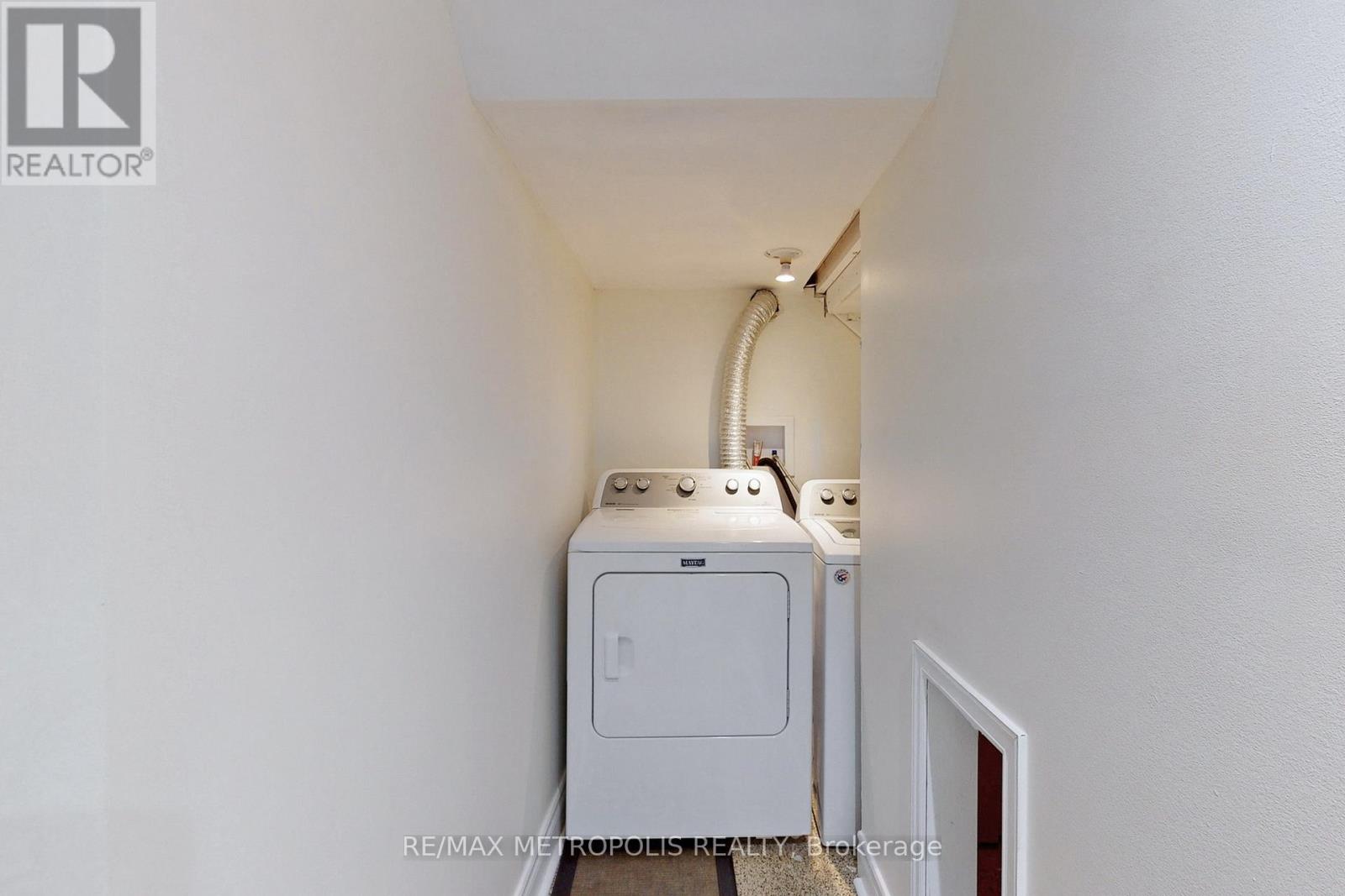 Upper - 42 Grantown Avenue, Toronto, Ontario  M1C 3R9 - Photo 39 - E12264521